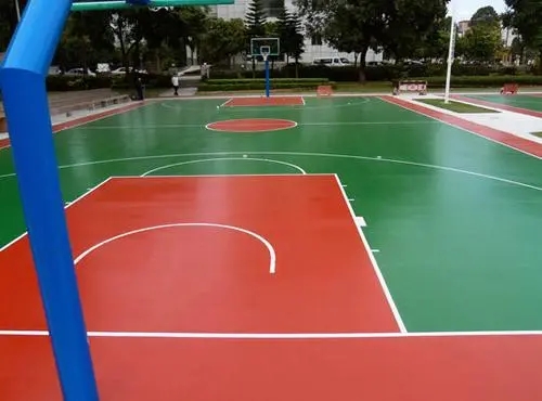 桂林球场地面翻新,裂缝修重要性